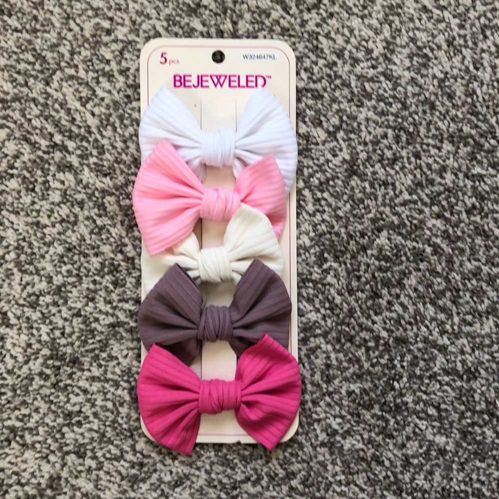 Girls hair bows